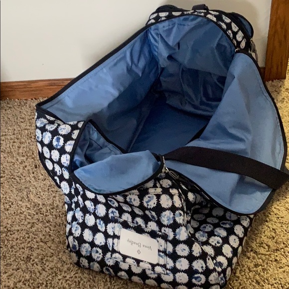 Vera Bradley duffle/gym bag - Picture 2 of 4